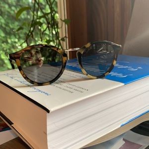 Madewell sunglasses w/ soft storage sleeve